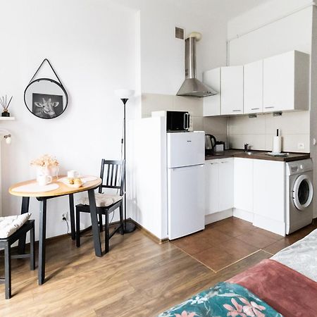Piotrapartments - Big City Life Apartments In Central Warszawa Екстер'єр фото