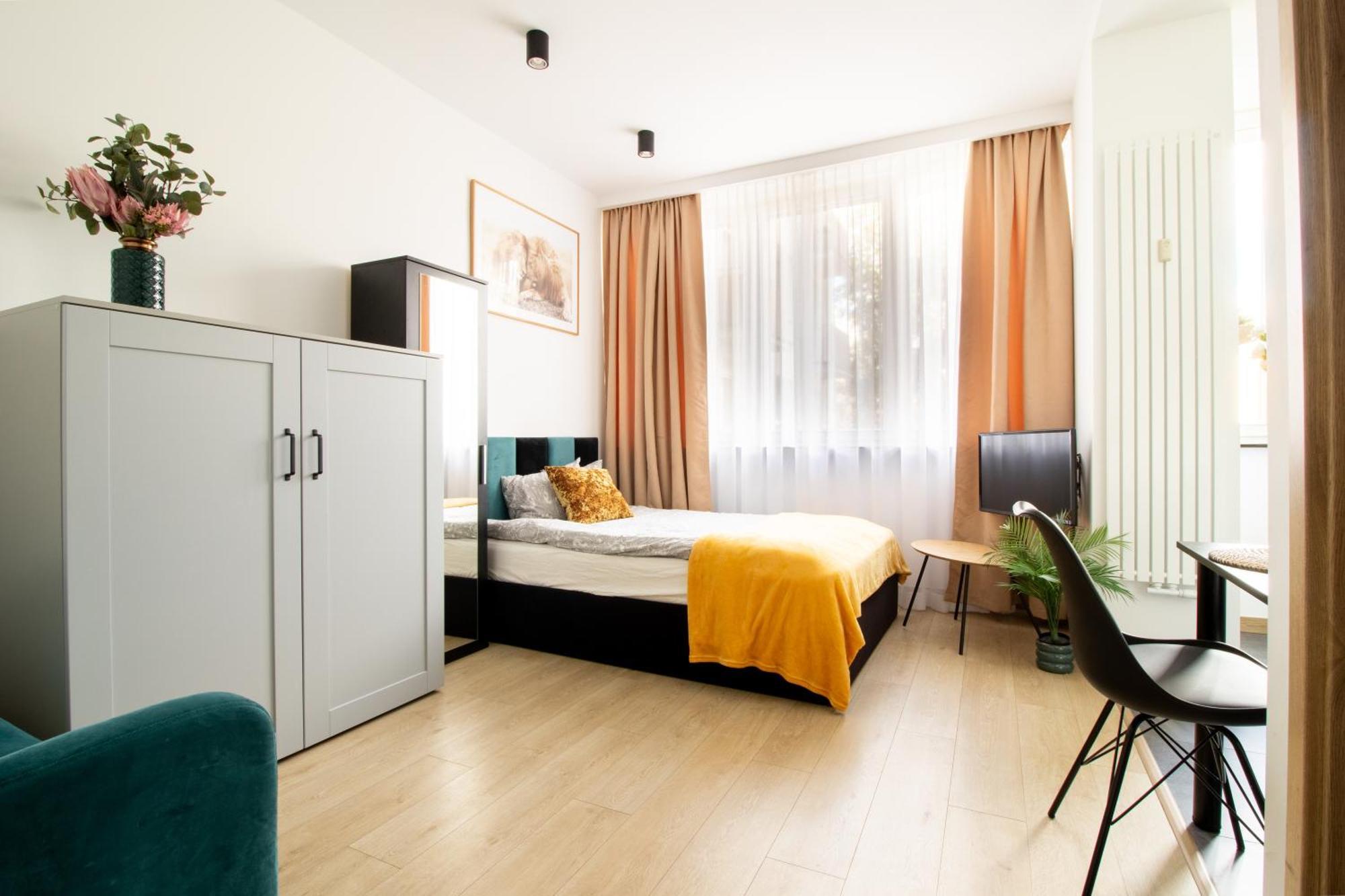 Piotrapartments - Big City Life Apartments In Central Warszawa Екстер'єр фото