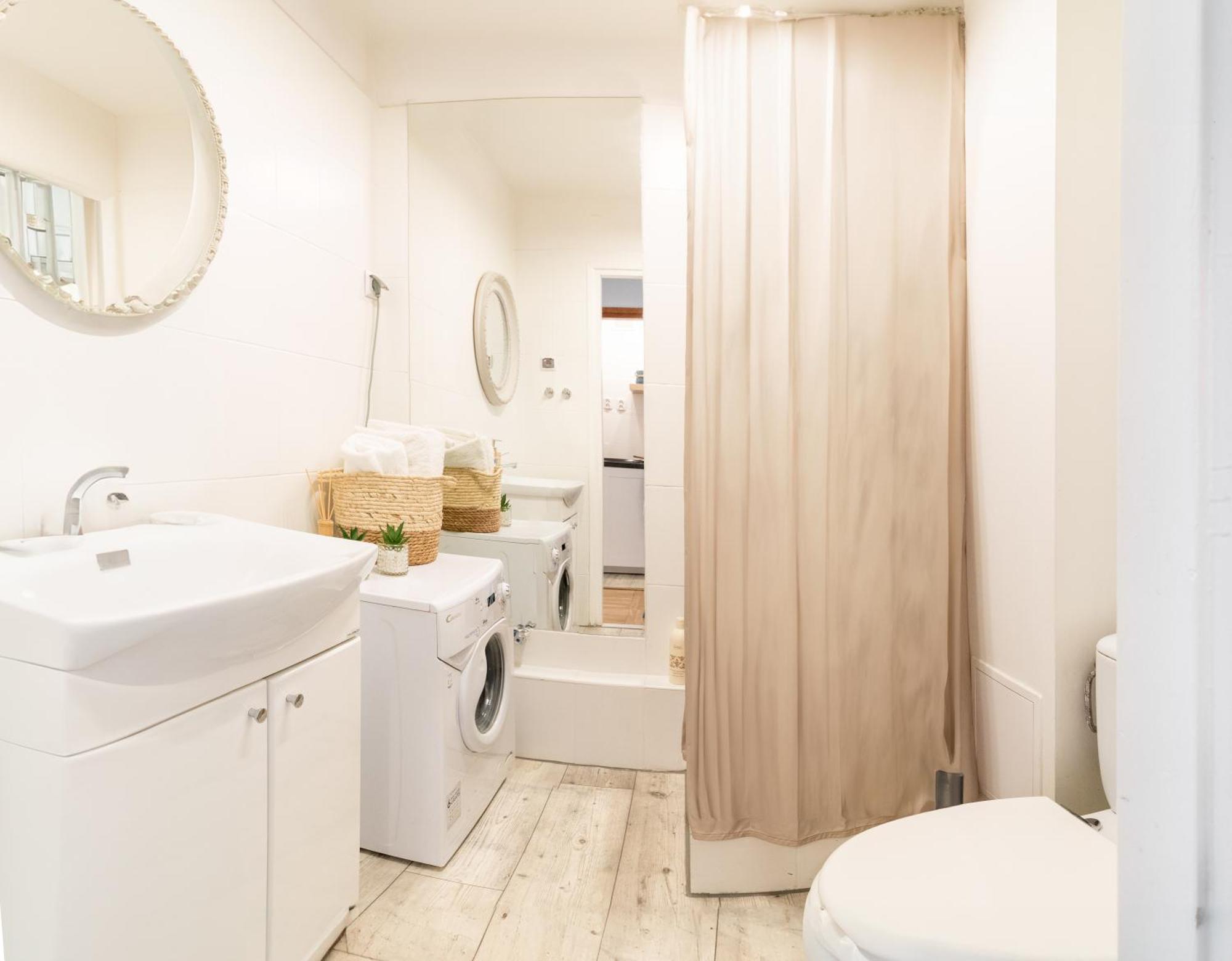 Piotrapartments - Big City Life Apartments In Central Warszawa Екстер'єр фото