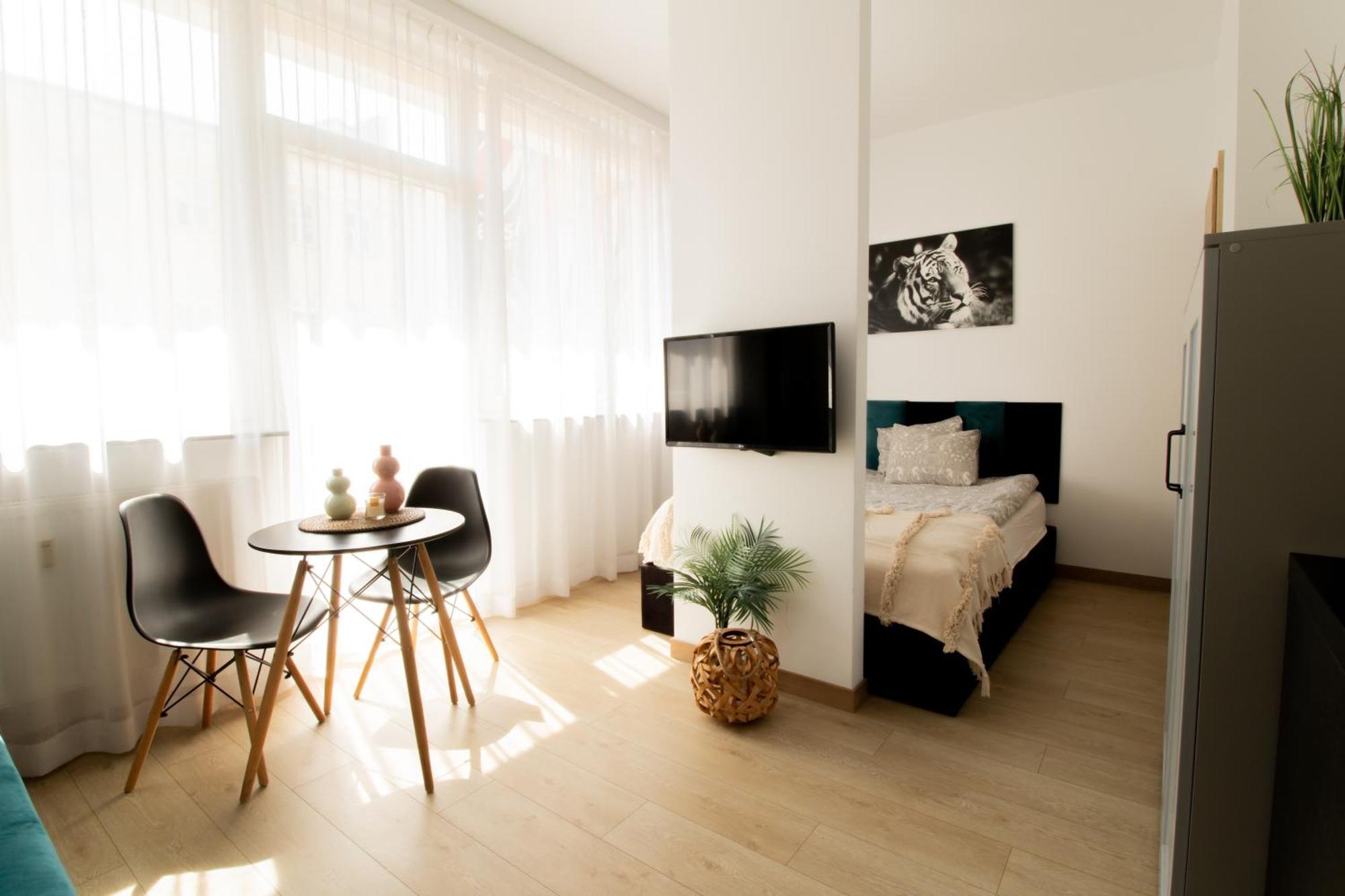Piotrapartments - Big City Life Apartments In Central Warszawa Екстер'єр фото